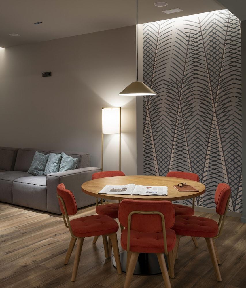 Hotel Ciudad De Λογκρόνο Εξωτερικό φωτογραφία